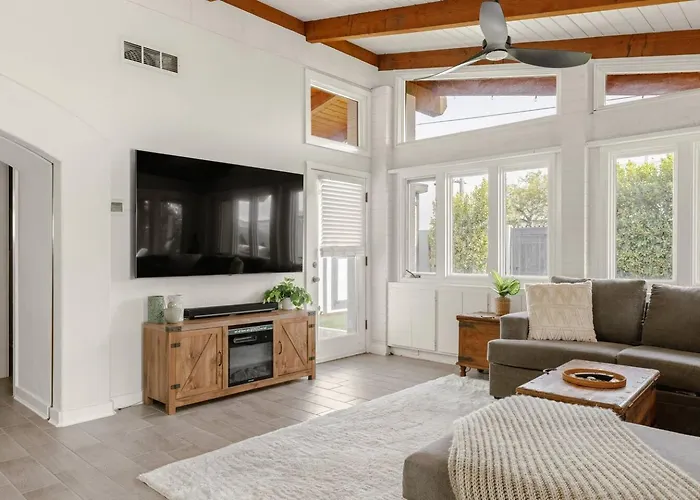 *new* Palmera Haus Near Old Town Holiday home Scottsdale