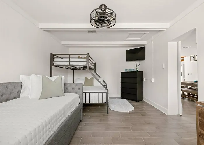 Holiday home *new* Palmera Haus Near Old Town