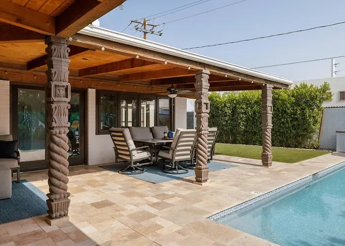 *new* Palmera Haus Near Old Town Holiday home
